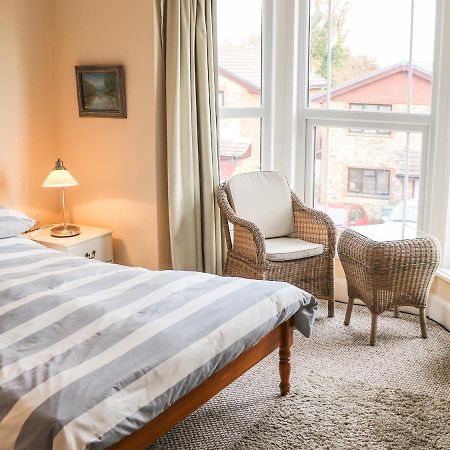 Dovedale Villa Райд Екстериор снимка